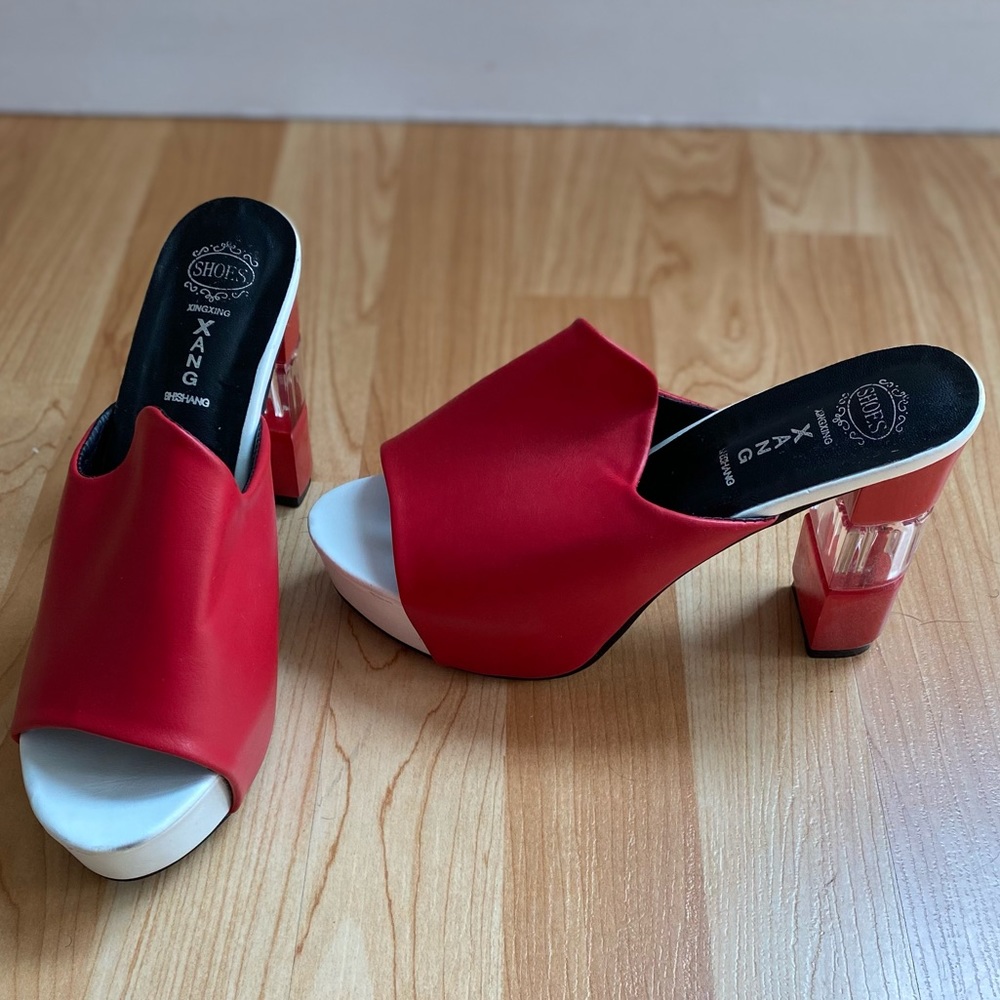 Xing Xing Xang Shishang Red Platform Slides